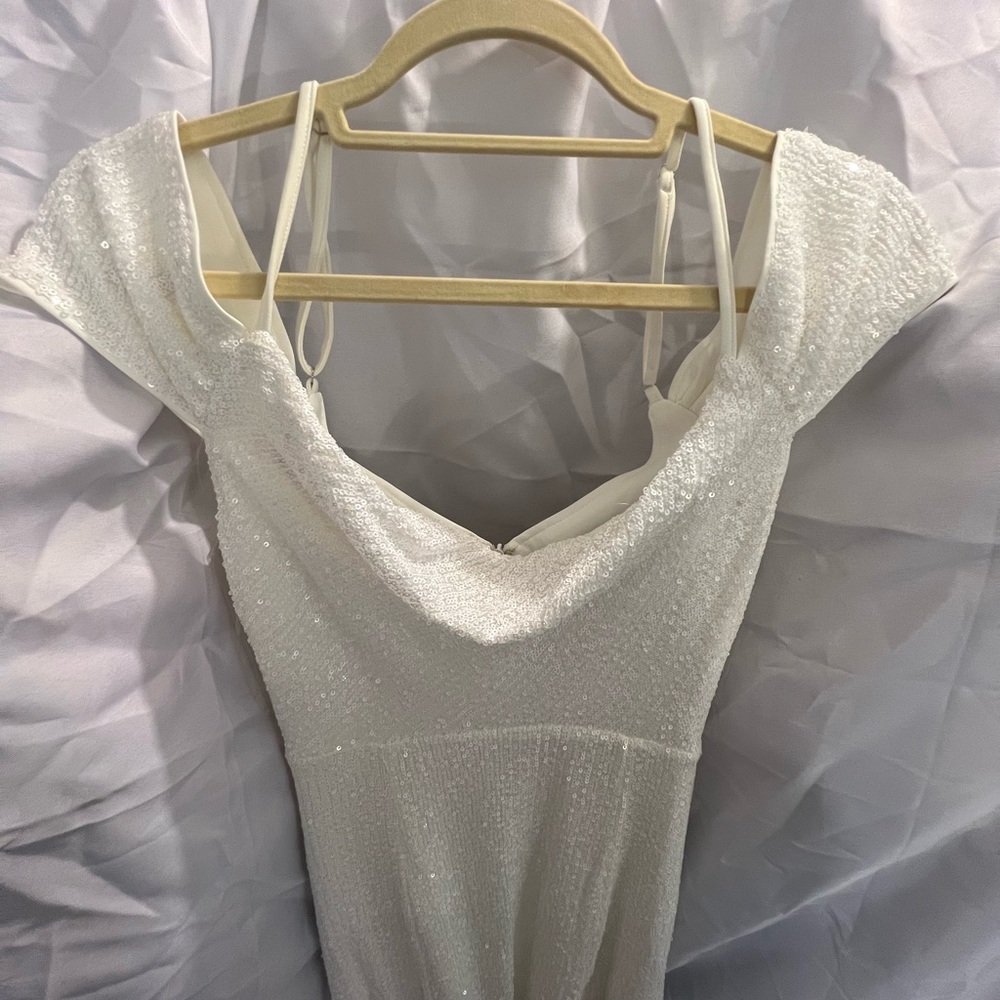 Dress - Picture 5 of 7